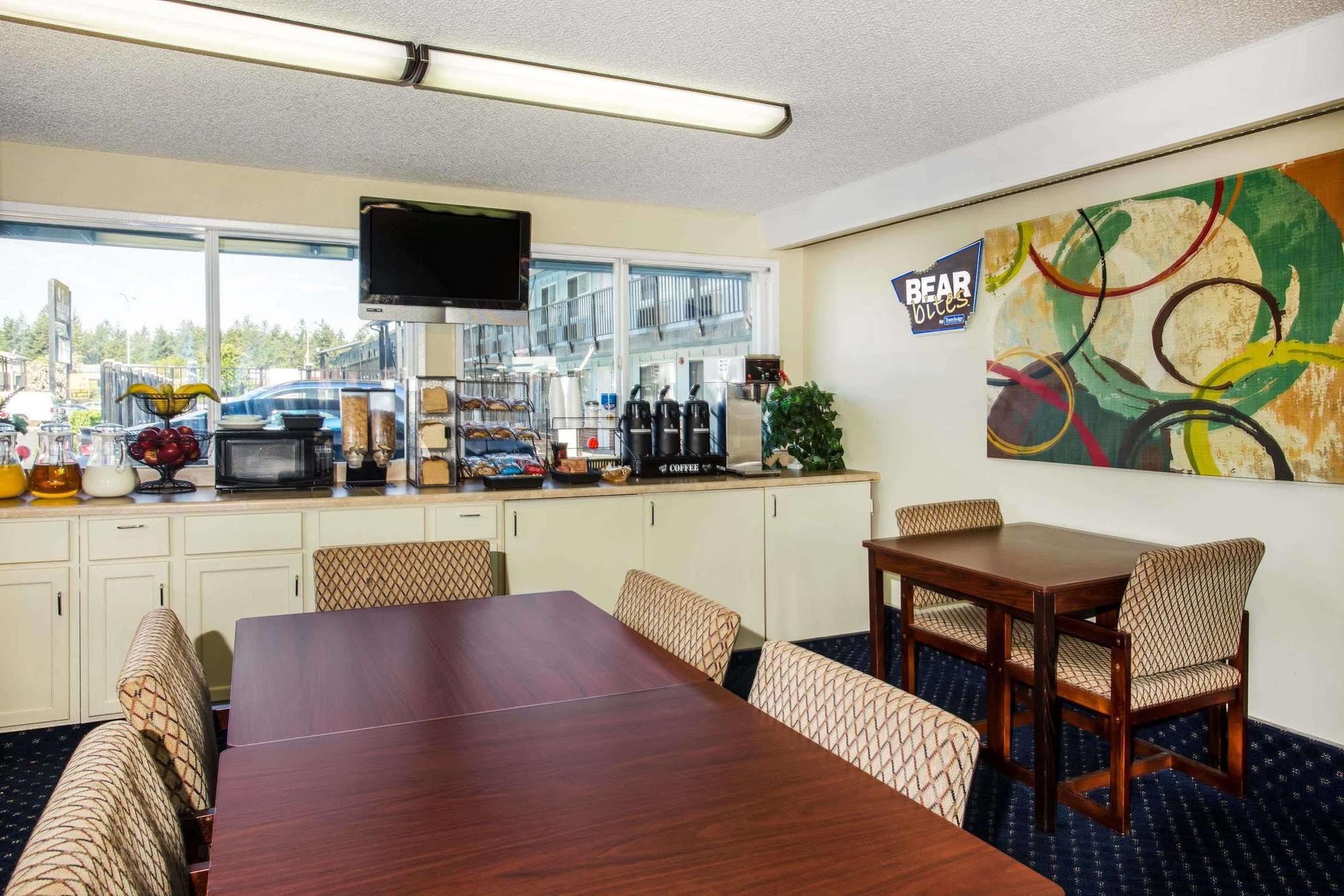 Travelodge By Wyndham Tacoma Near Mcchord Afb Екстер'єр фото