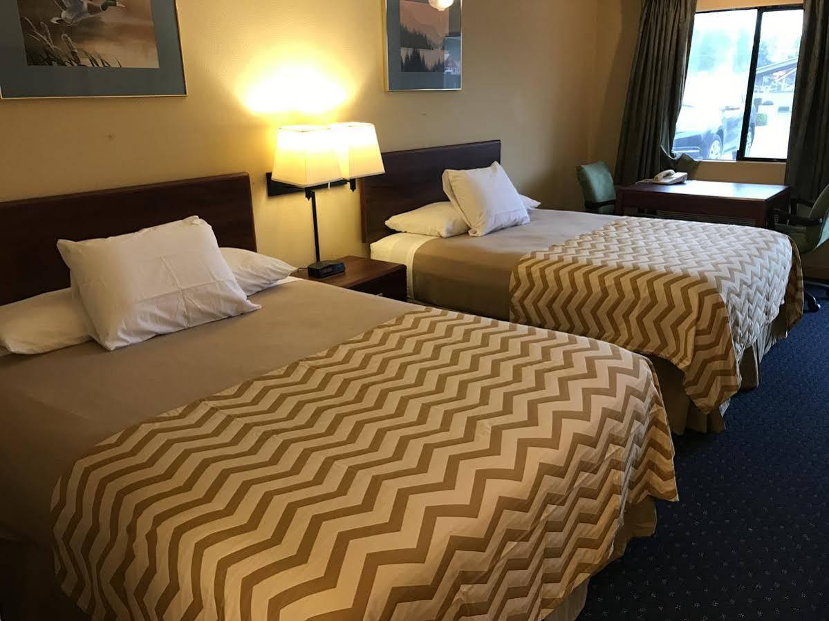 Travelodge By Wyndham Tacoma Near Mcchord Afb Екстер'єр фото